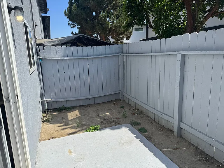 Villa Del Sol Apartments — Photo 146