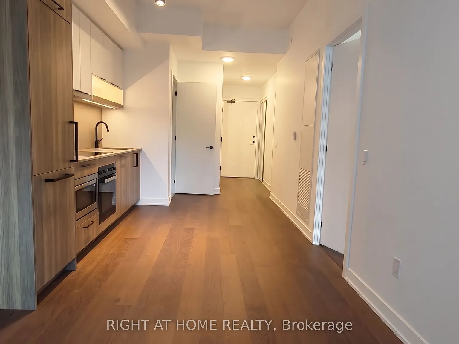 2 bed, $2,325 — Photo 2