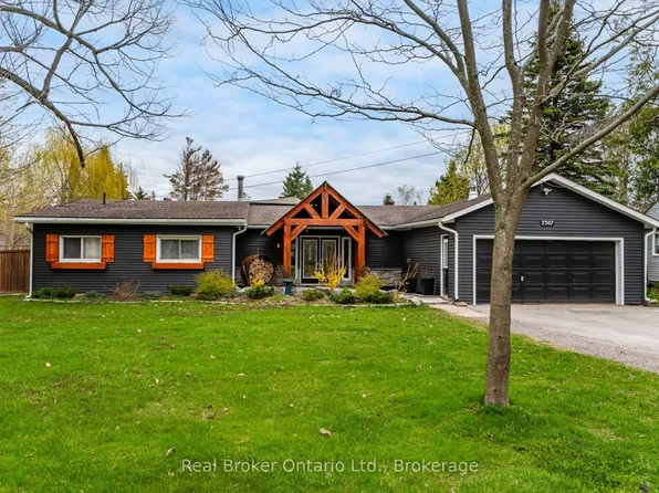 2307 Somers Blvd, Innisfil, ON L9S 2E8