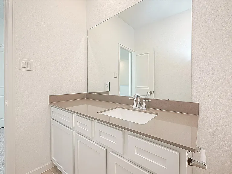 5402 Holly Haven Ct — Photo 27