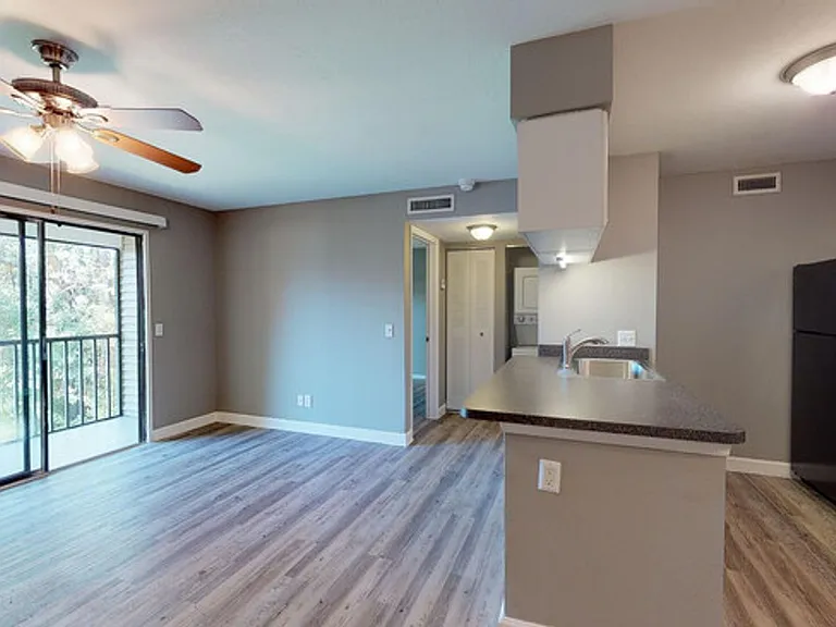 Pinnacle Estates Apartments — Photo 14