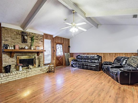 2nd image of 5427 Prince Dr