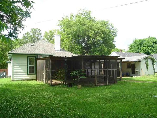 407 E Main St, Whiteville, TN 38075