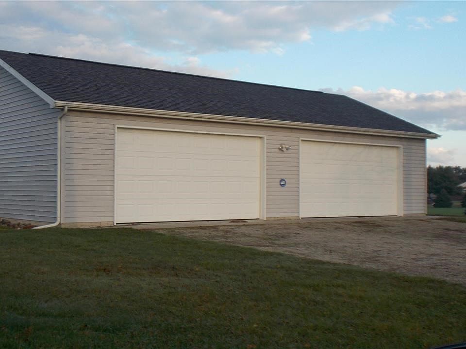 1st image of 1486 Orchard Beach Dr