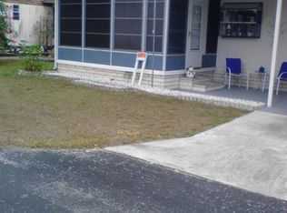 6326 Friendship Ln, Zephyrhills, FL 33542