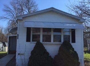 294 Silver Creek Cir, Clifton Springs, NY 14432