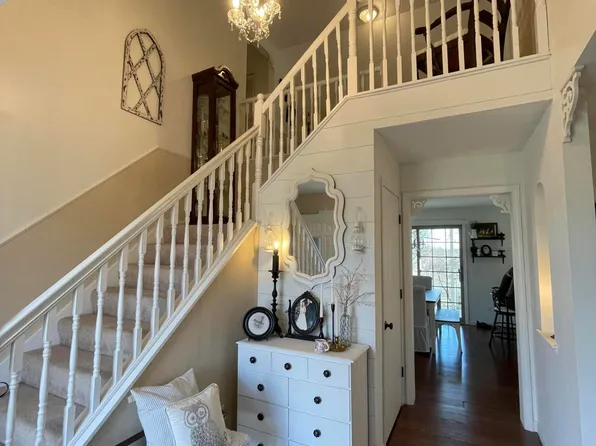280 Claiborne Dr, Dry Ridge, KY 41035
