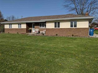 409 S Taylor Rd, Garrett, IN 46738
