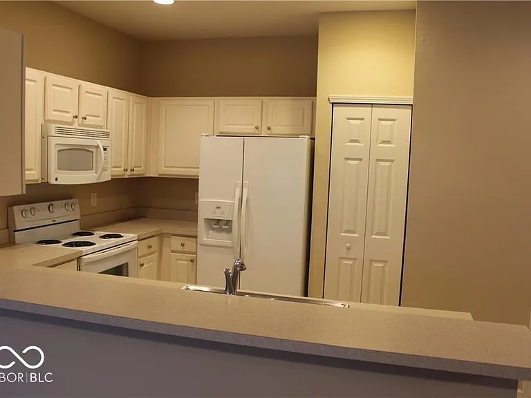 13370 White Granite Dr #500 — Photo 13