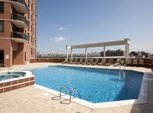 115 River Rd #1608, Edgewater, NJ 07020