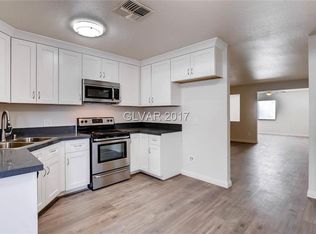 345 W Rochell Dr, Henderson, NV 89015