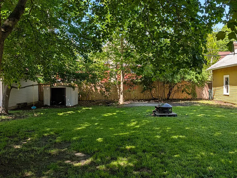 115 S Commonwealth Ave #1 — Photo 19