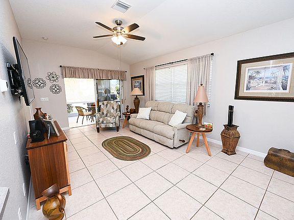 2nd image of 203 Auburn Cove Cir