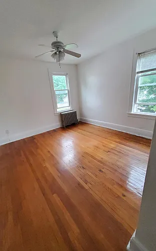 255 W Englewood Ave #2 Photo 1
