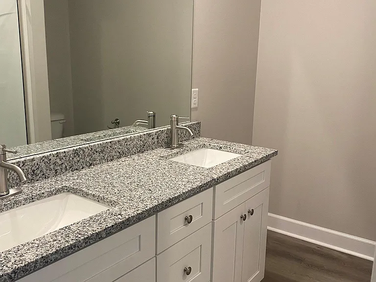 2517 Garden Dr — Photo 9