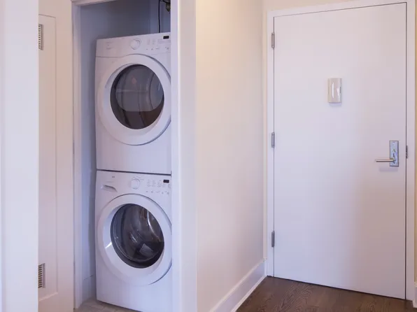 23-88 31st Street image 7 of 17