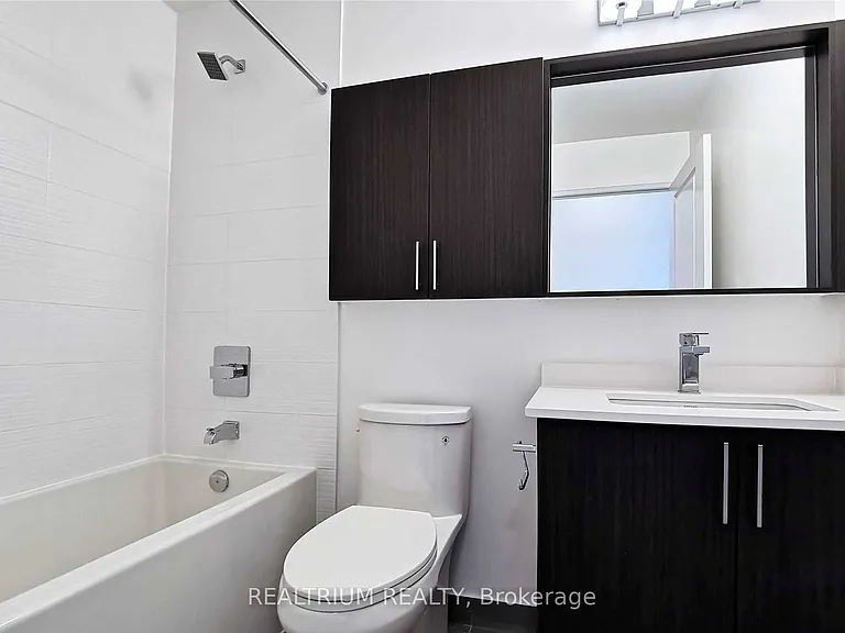 591 Sheppard Ave E #703 — Photo 7