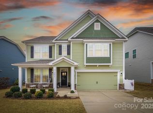 3836 Lake Breeze Dr, Sherrills Ford, NC 28673