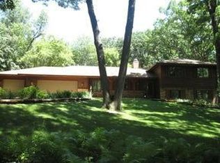 5777 Highlands Ct N, Lake Elmo, MN 55042
