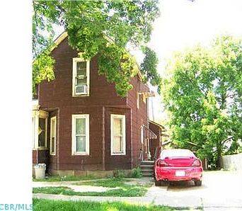 2nd image of 214 E Burgess St
