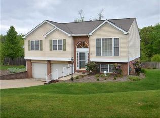 1165 Saint Vincent Dr, Monroeville, PA