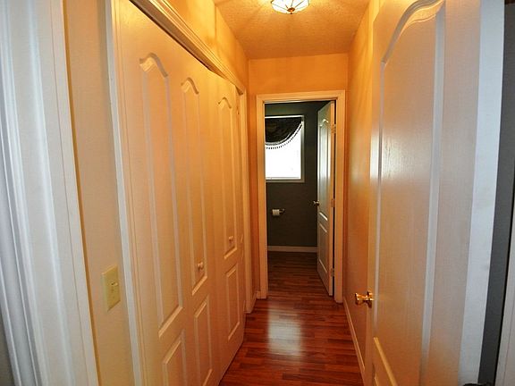 4th image of 1455 Chelsea Ln