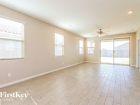 2nd image of 3711 E Appaloosa Dr