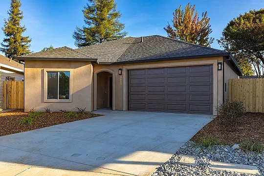 2953 Carlene Pl photo 1