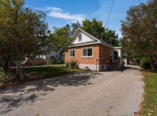 12 Dufferin St #1-2, Barrie, ON L4N2J7