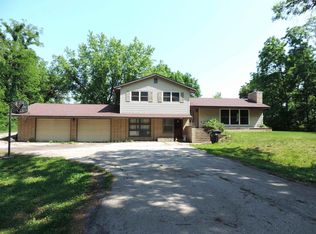 422 E Catherine St, Muscoda, WI 53573