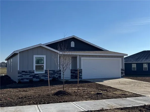 709 Bentley Dr, Belton, MO 64012