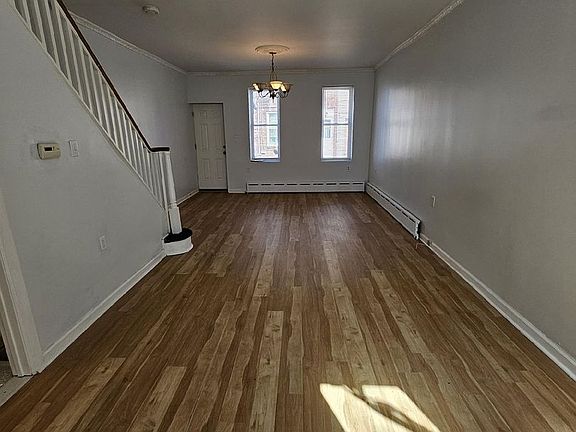 5th image of 3021 Weikel St