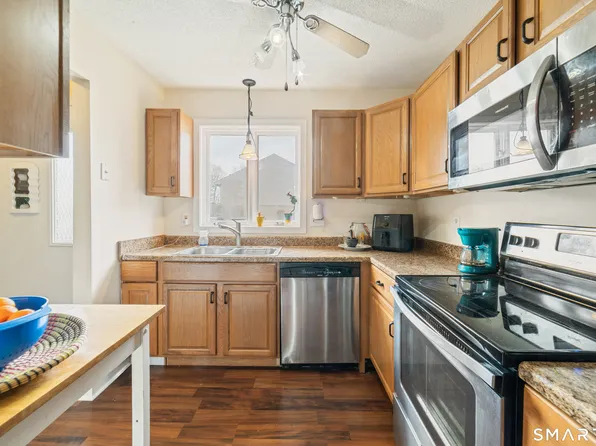 827 Oronoke Road #9-2, Waterbury, CT 06708