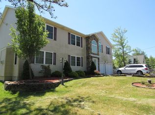 250 Beaver Dam Rd, Long Pond, PA 18334