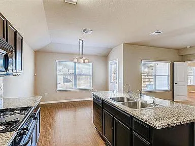 415 Camellia Dr — Photo 20
