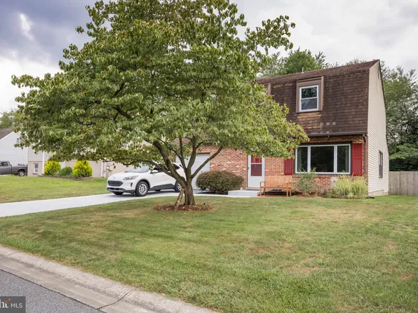 110 Fantasia Dr, Newark, DE 19713