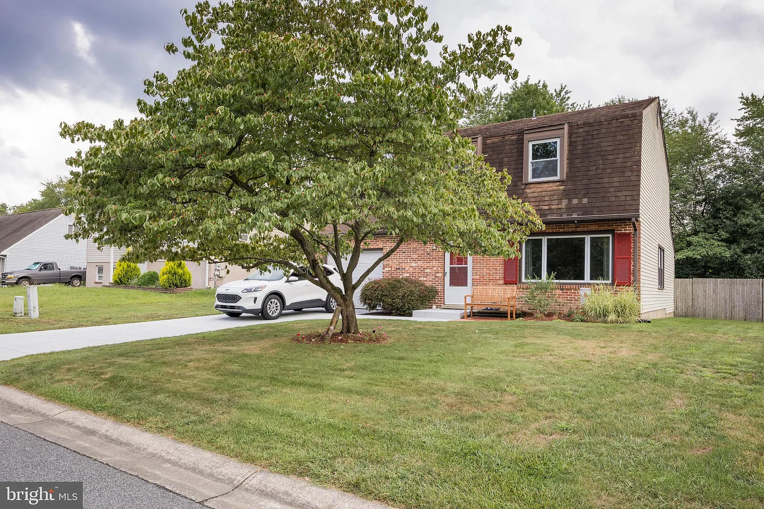 110 Fantasia Dr photo 1