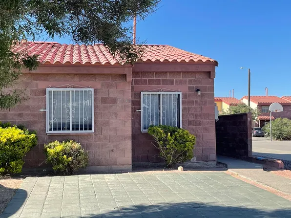 11040 Sunshine Ct, El Paso, TX 79936