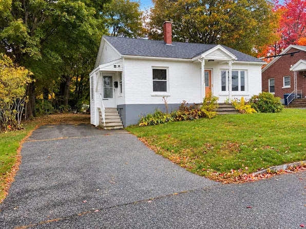 10 Enfield Street, Auburn, ME 04210
