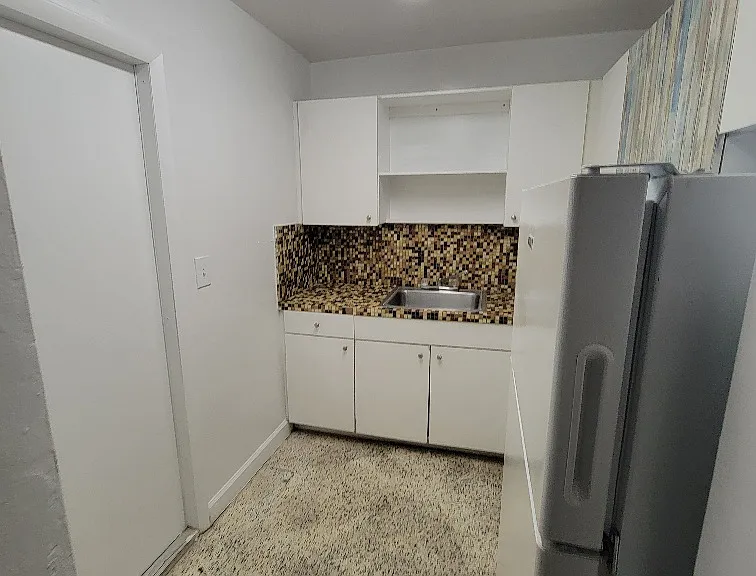 699 NE 86th St #2 — Photo 8
