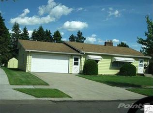 3316 1st Ave E, Hibbing, MN 55746