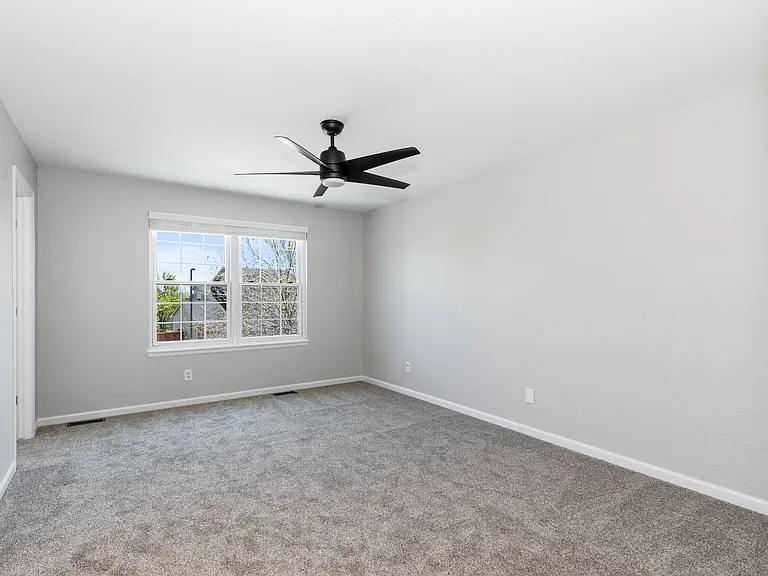 15726 Greenstone Ln — Photo 14