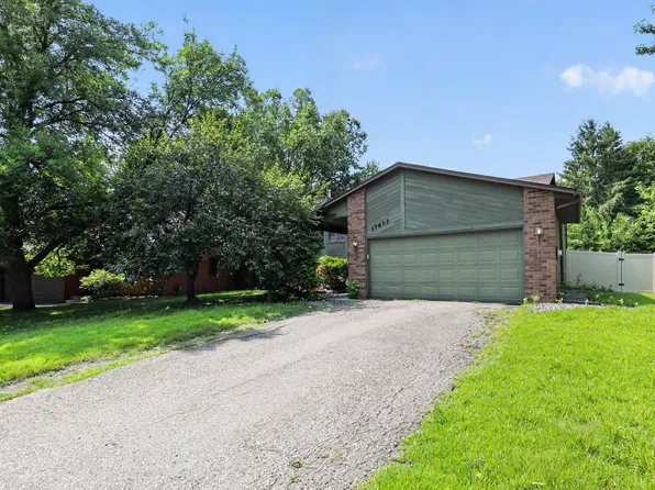 17613 S Shore Ln W, Eden Prairie, MN 55346