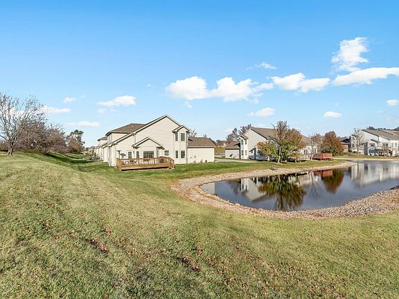3rd image of 8078 Tuckaway Ct
