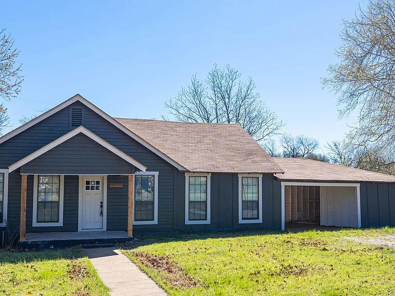 4200 Valview Dr — Photo 1