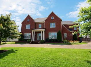 3181 Chapel Woods Cv, Germantown, TN 38139