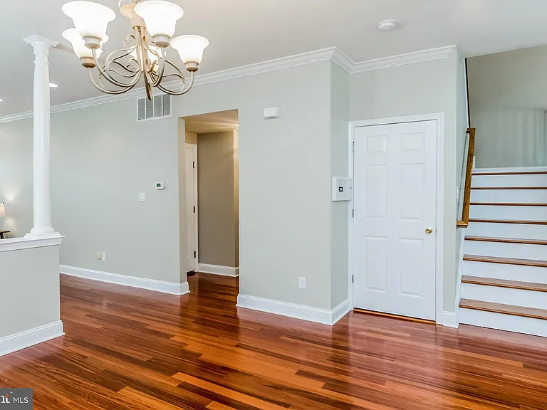 17 Lancaster Ct — Photo 10