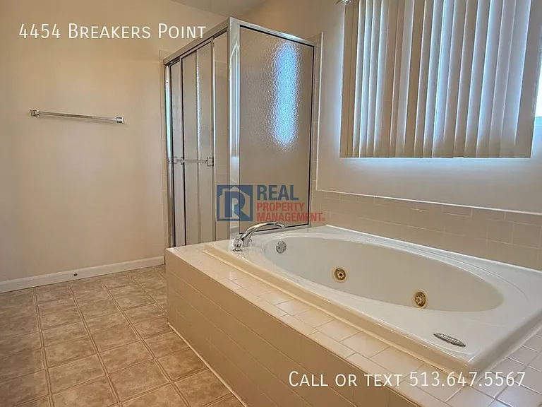4454 Breakers Point — Photo 13