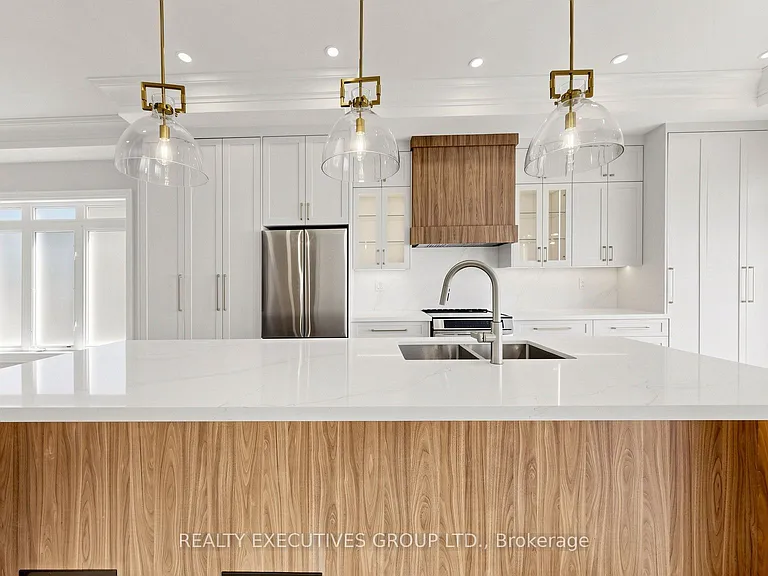 8 Limelight St — Photo 18