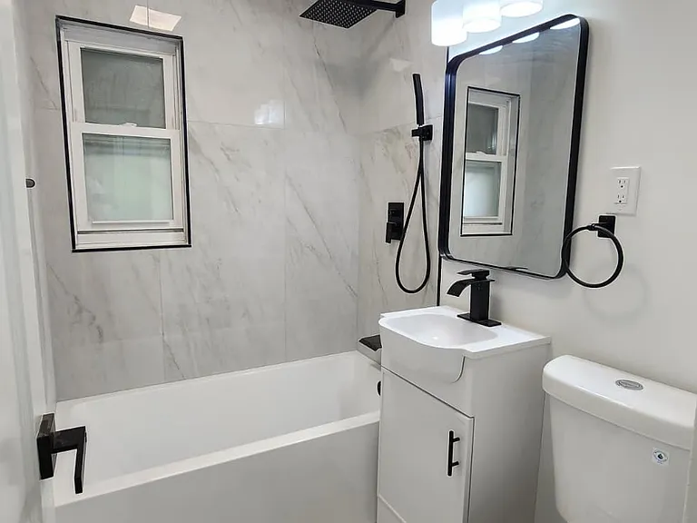 1502 Sunnyfield Dr — Photo 6